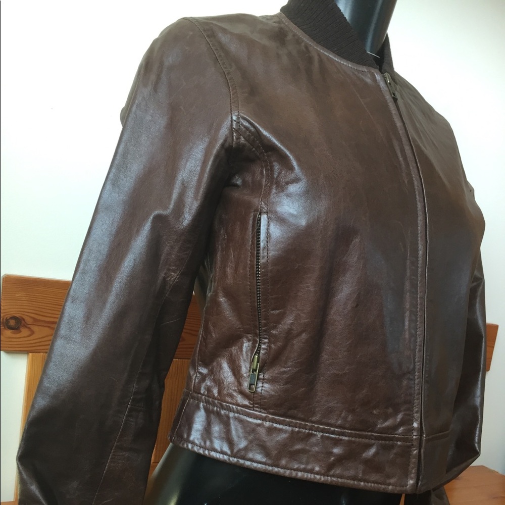 Leather short and cute from  HUGO BUSCATI